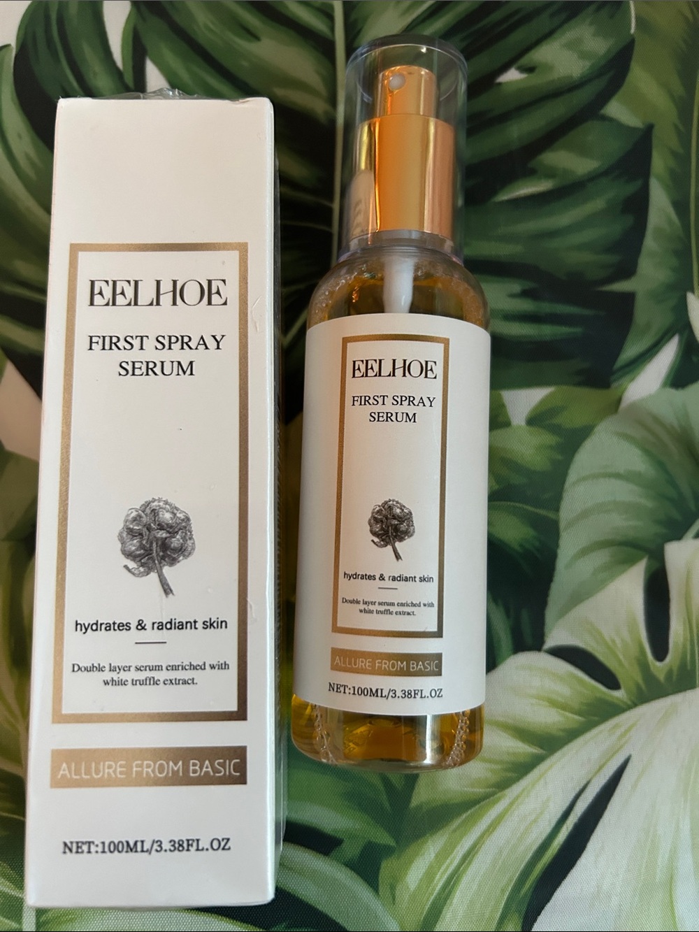 First Spray Serum – Hydrating Facial Spray (Gold/White)